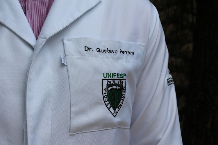 Dr gustavo Ferreira - Ortopedista